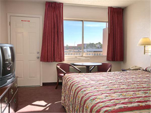 Travelodge By Wyndham Mesa Chambre photo