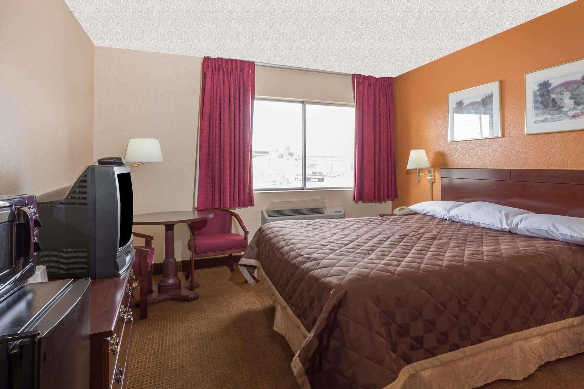 Travelodge By Wyndham Mesa Extérieur photo