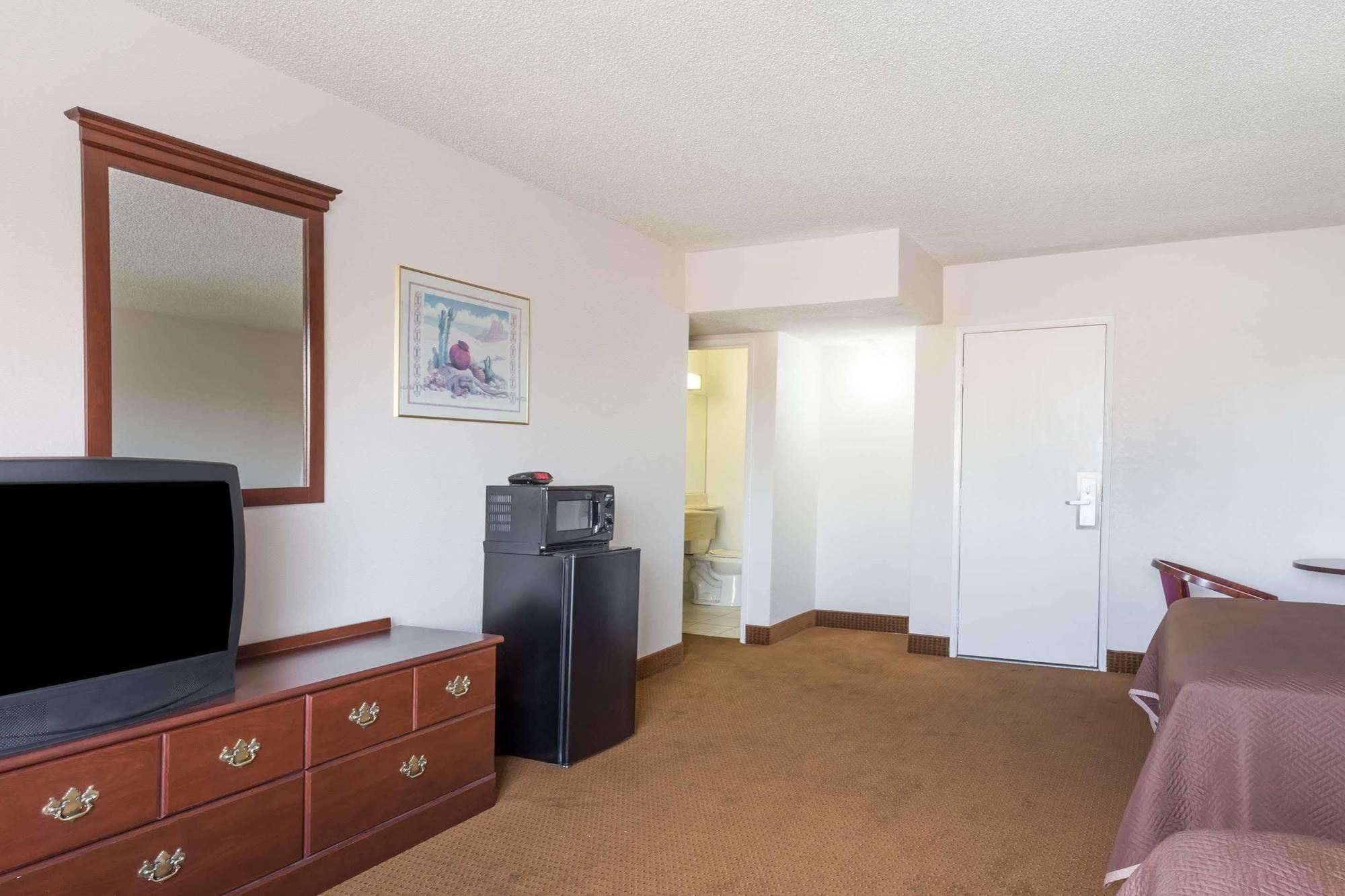 Travelodge By Wyndham Mesa Extérieur photo